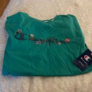 Champion tee shirt floral